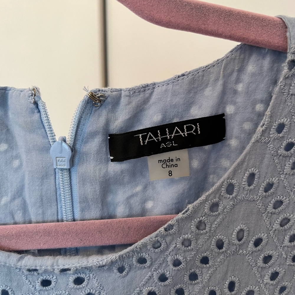 RSP $225 Tahari ASL Sabina Dress size 8 light blue - Picture 2 of 5
